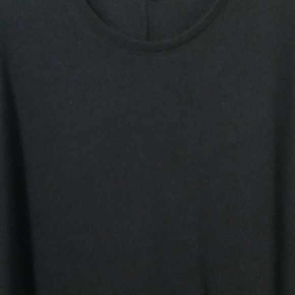 J.Jill Long Maxi Black dress Long Sleeves
80% Rayon 20% WOOL
Size Medium - Picture 3 of 9